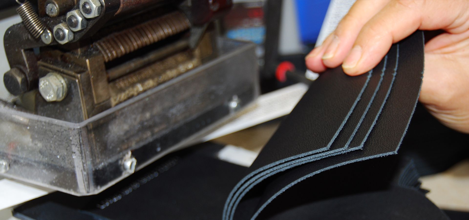 冲裁车间 冲裁车间